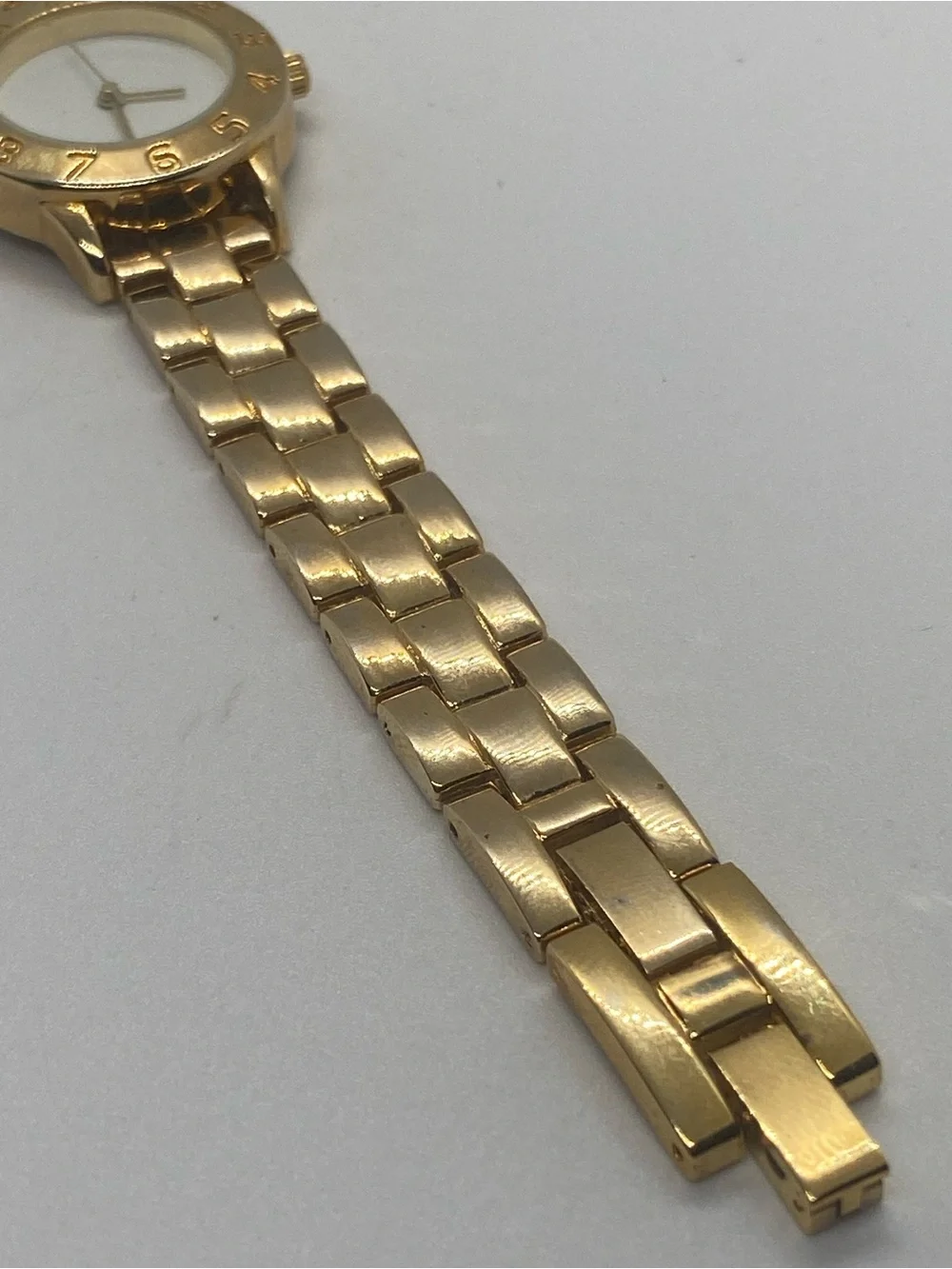 Gold Tone Ladies Quartz Bracelet Watch with White Dial